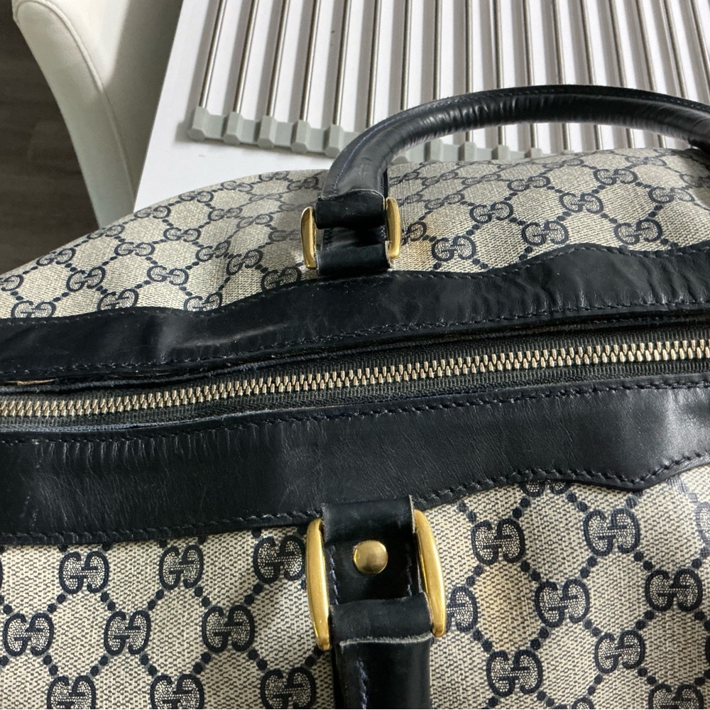 Gucci Navy and Black Interior Bag